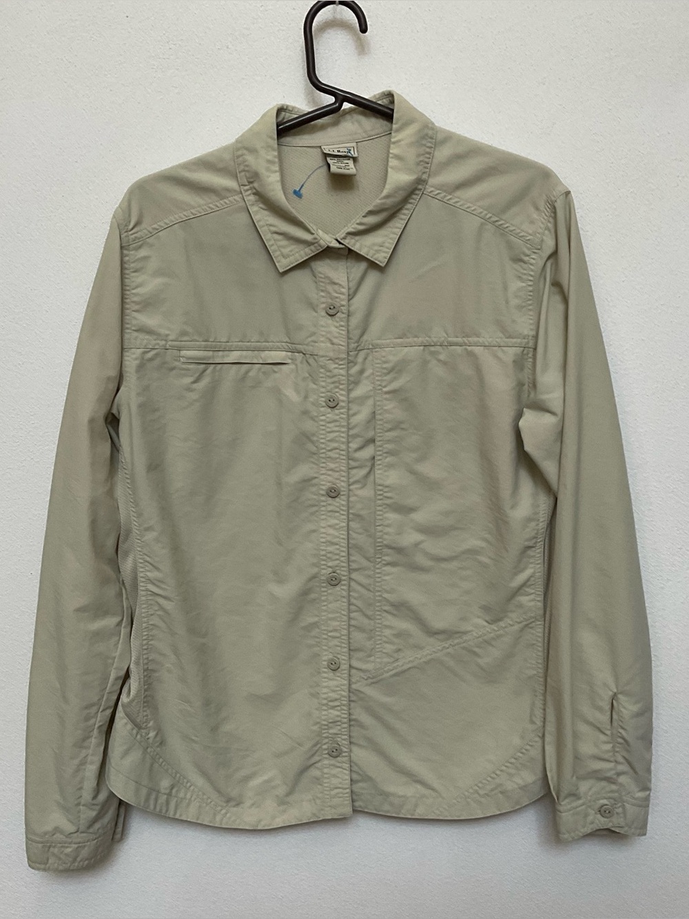 L.L. Bean Beige Long Sleeve Vented Button Down Shirt Outdoor Camping Size L